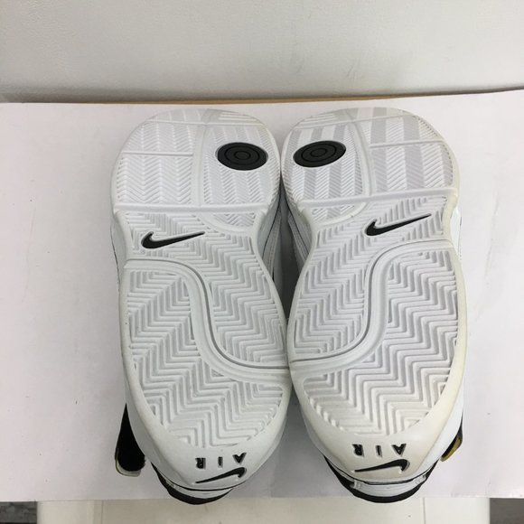 Nike Air Elite Mens White Black Shoes  8.5